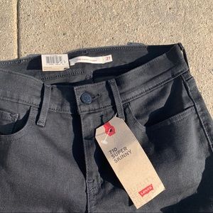 710 Super Skinny Levi’s!